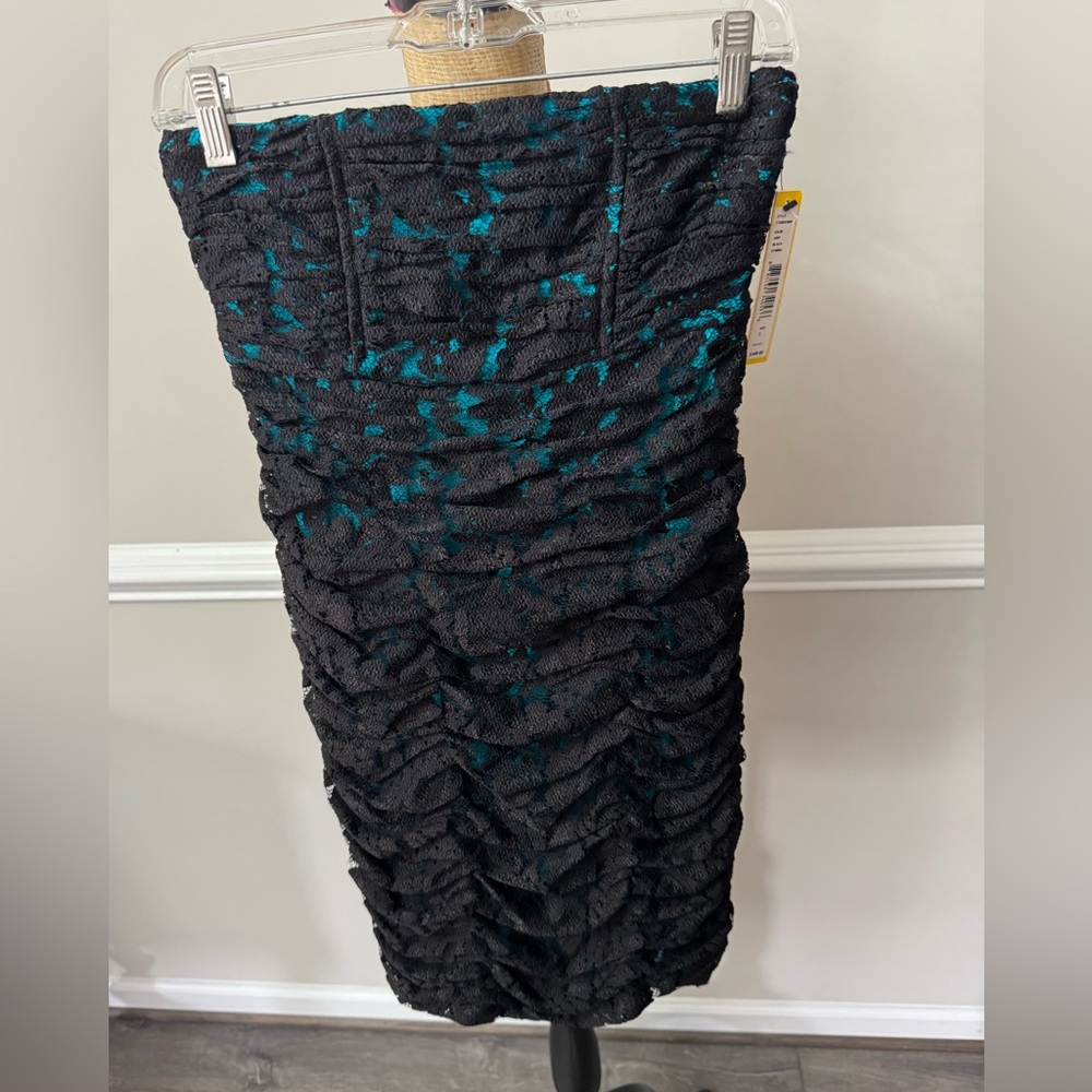 Alice Olivia Elegant‎ Black and Teal Ruched dress 2